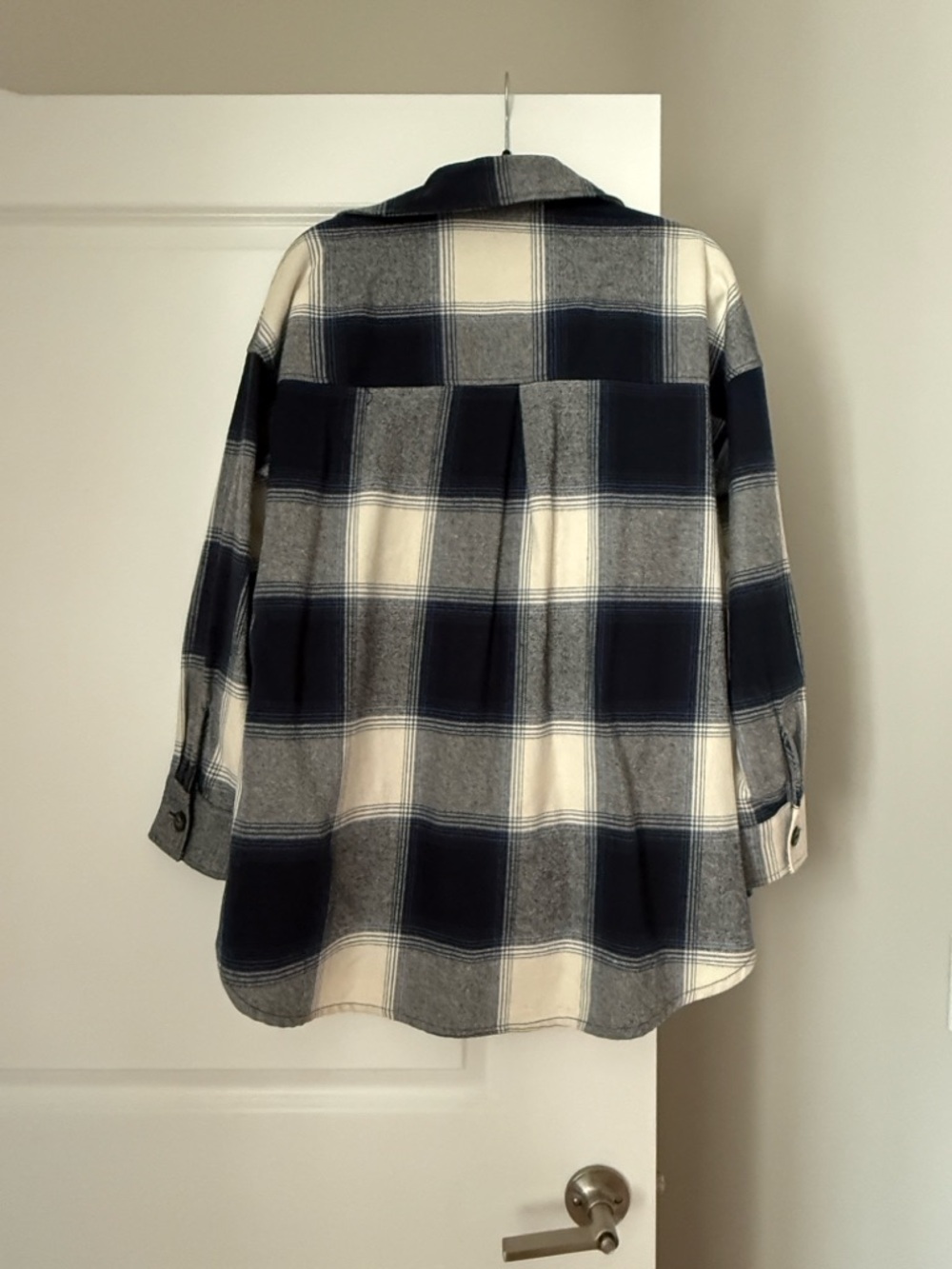 H&M Navy and Cream Plaid Utility Shacket - Picture 2 of 5